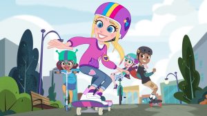 Polly Pocket out with friends
